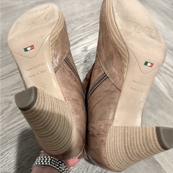 Nero Giardini Tan Marbled Leather Boots in Nearly New Condition, Size 38 (7.5) - Picture 4 of 5